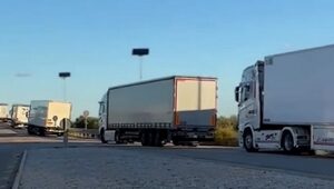SCIOPERO TIR: intesa parziale, revocato il fermo in Sicilia, ma i blocchi continuano in Calabria, Puglia e Campania